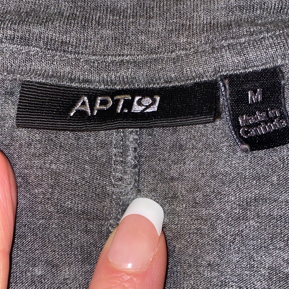 Women’s Apt 9 Top - Picture 5 of 10